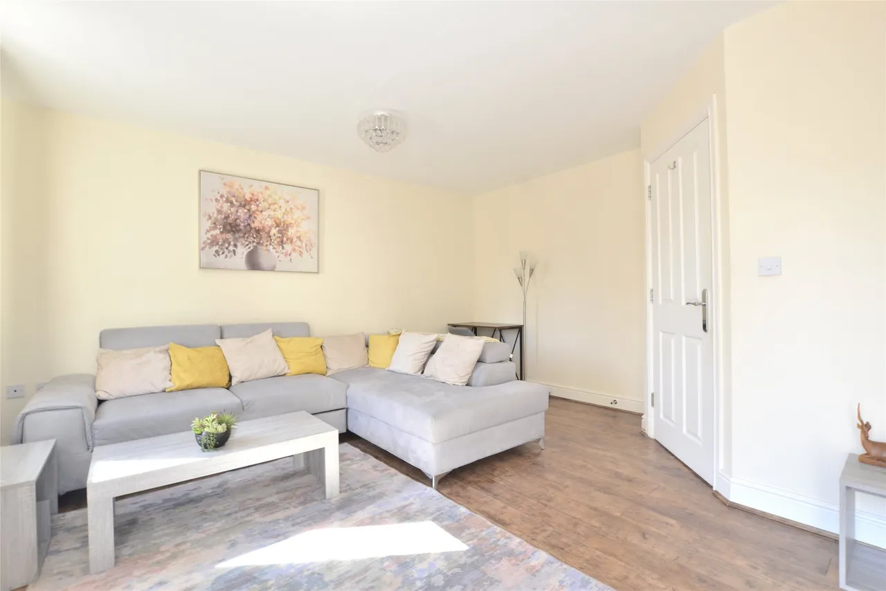 Longhorn Avenue, Gloucester, GL1 2AR, photo 6