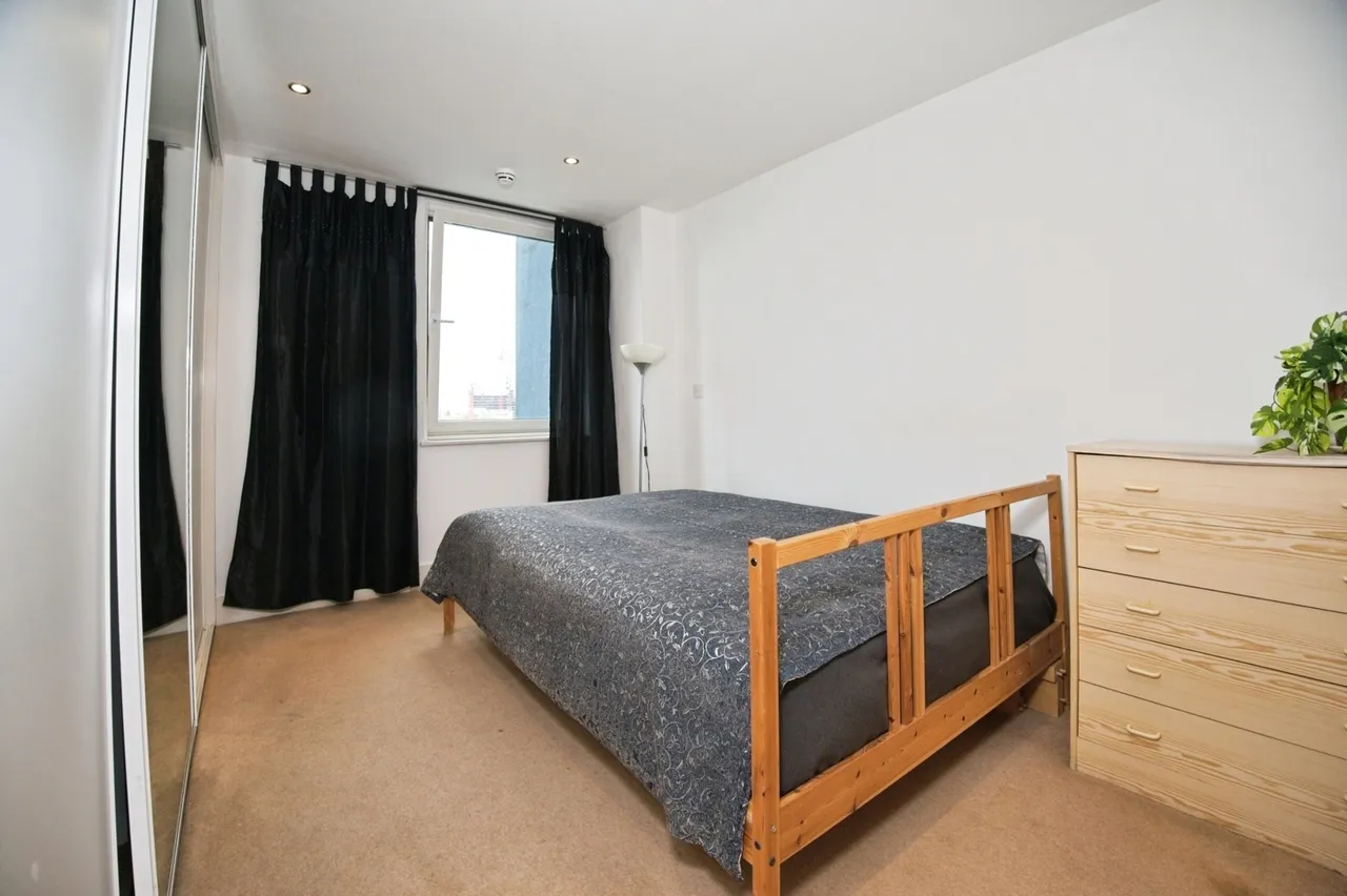 Lady Isle House, Ferry Court, Cardiff, South Glamorgan, CF11, photo 5