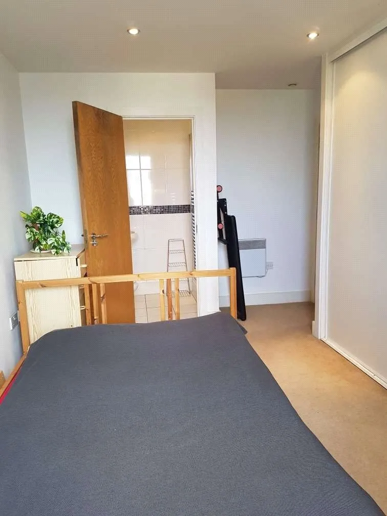 Lady Isle House, Ferry Court, Cardiff, South Glamorgan, CF11, photo 12