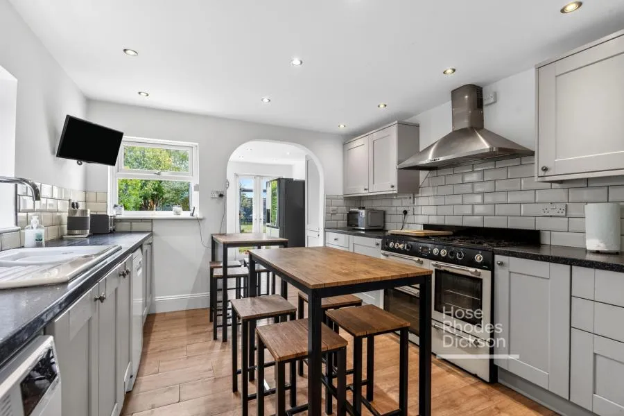 Albert Road, Cowes, PO31, photo 5