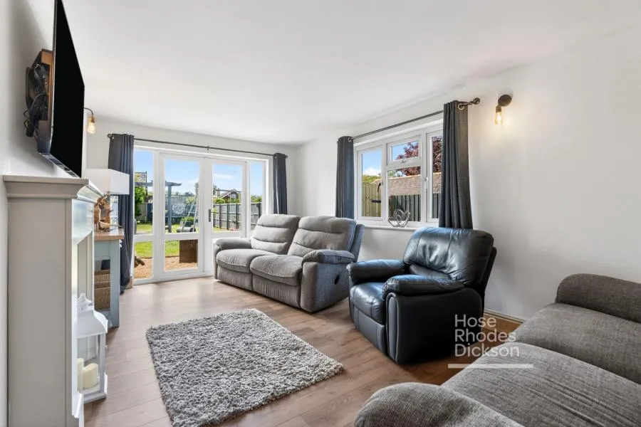 Albert Road, Cowes, PO31, photo 2