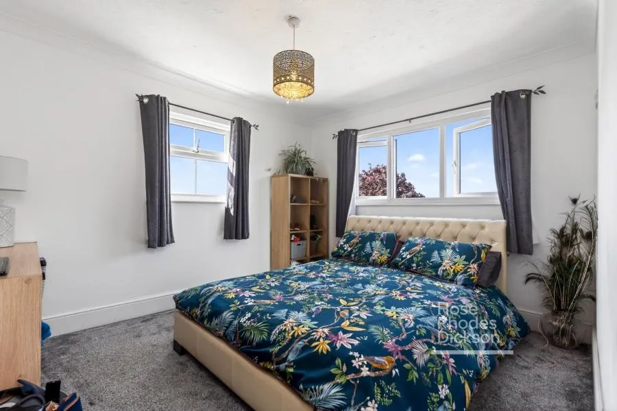 Albert Road, Cowes, PO31, photo 8