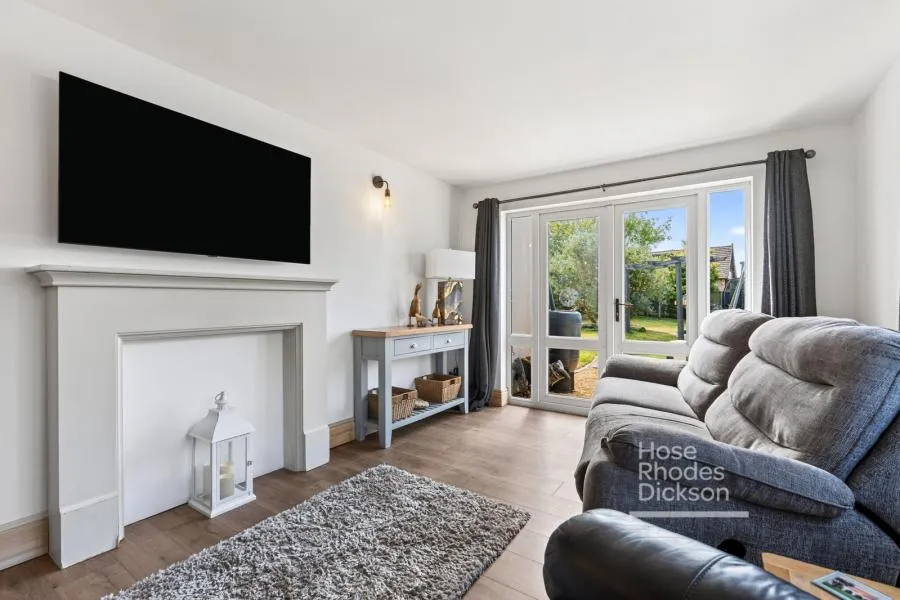 Albert Road, Cowes, PO31, photo 3