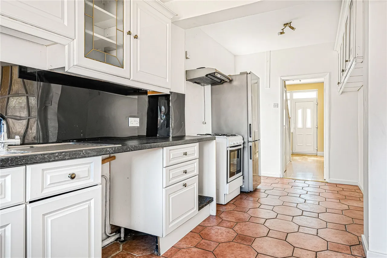 Heath Road, Hounslow, TW3, photo 13