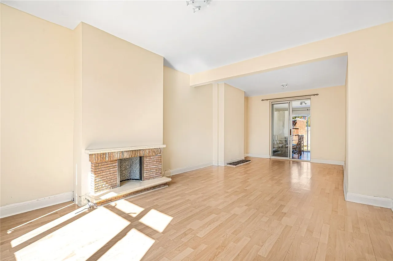 Heath Road, Hounslow, TW3, photo 2