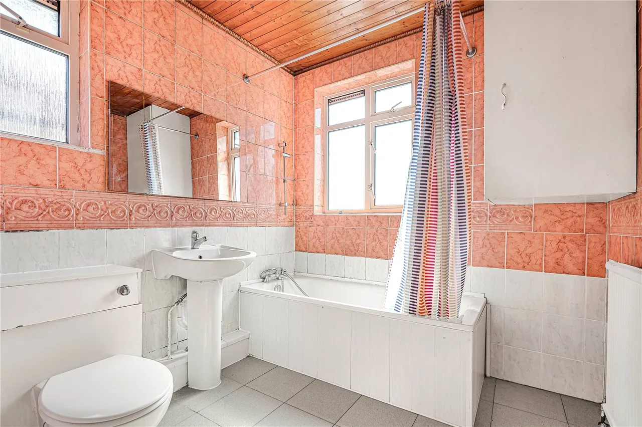 Heath Road, Hounslow, TW3, photo 17