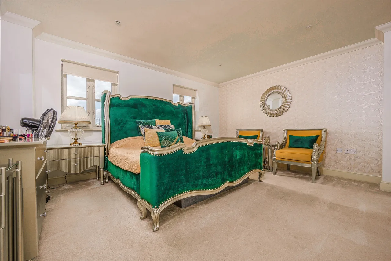 Mawsley Lodge Kettering, NN14, photo 11