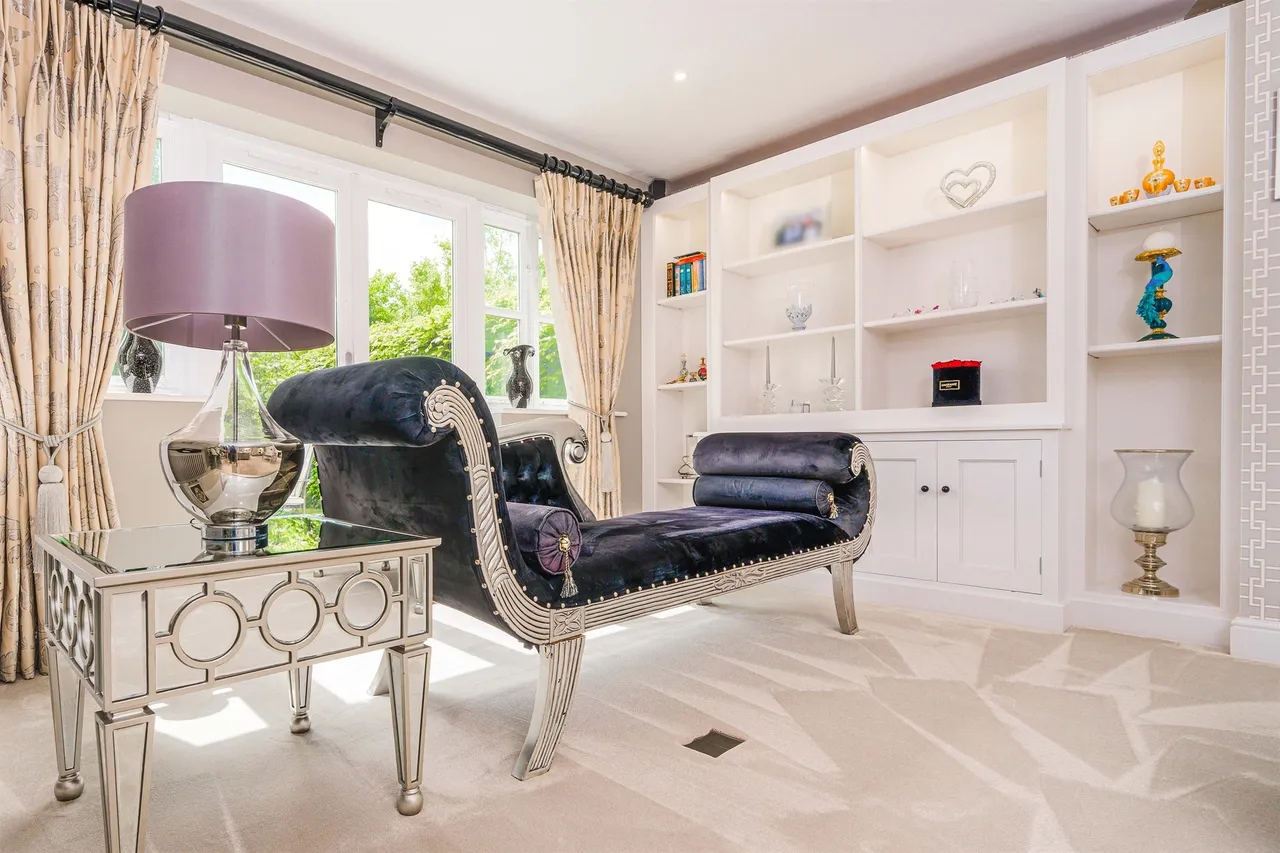 Mawsley Lodge Kettering, NN14, photo 8