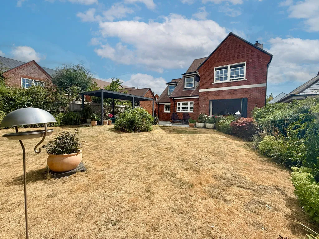 Eversden Close, Little Brickhill MK17 9FU, photo 24