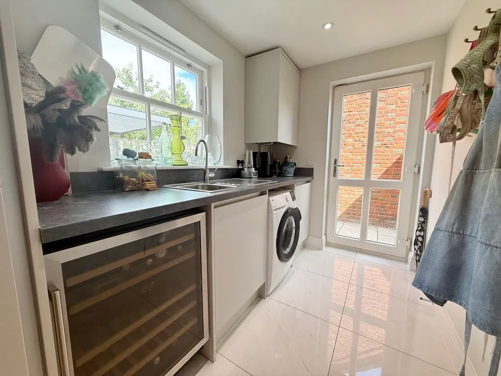 Eversden Close, Little Brickhill MK17 9FU, photo 12