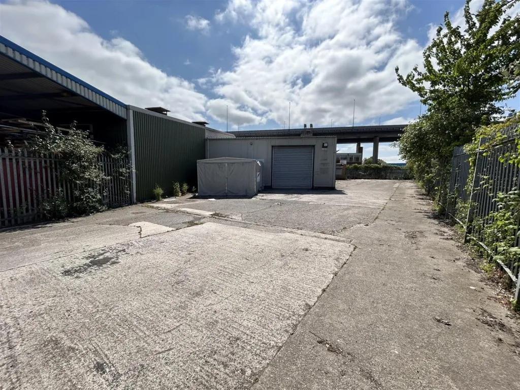 industrial unit to rent — 3 Portview Road, Avonmouth, Bristol, BS11 9LQ