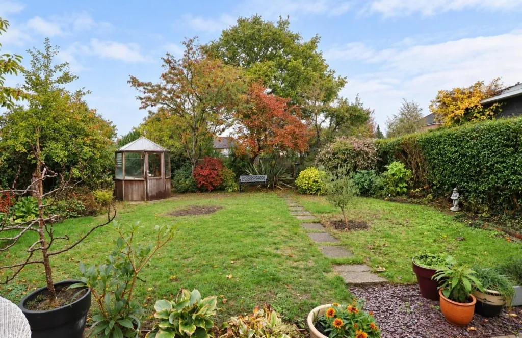 Buffins Road, Odiham, photo 18