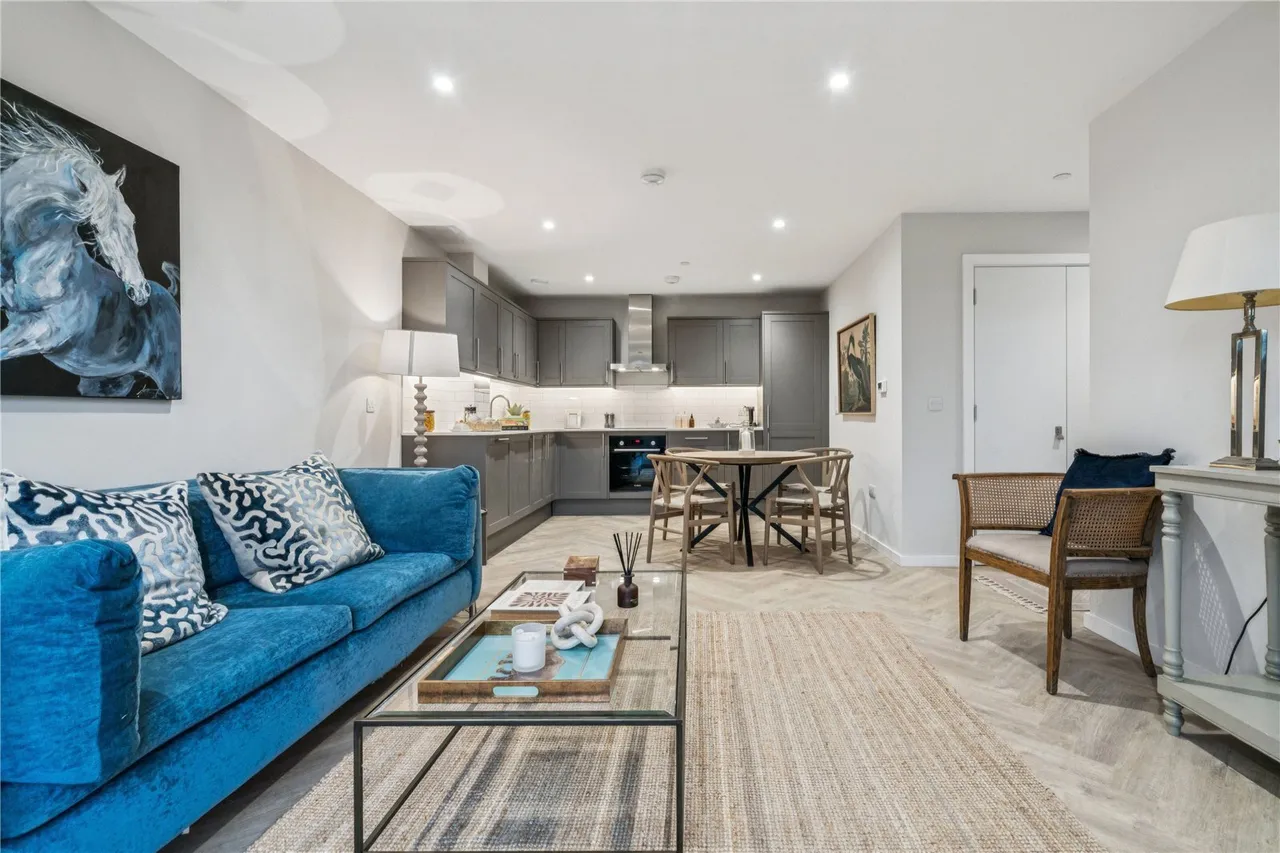 Fallsbrook Road, London, SW16, photo 9