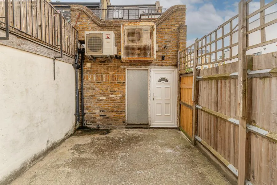 Well Street, Hackney, E9, photo 15