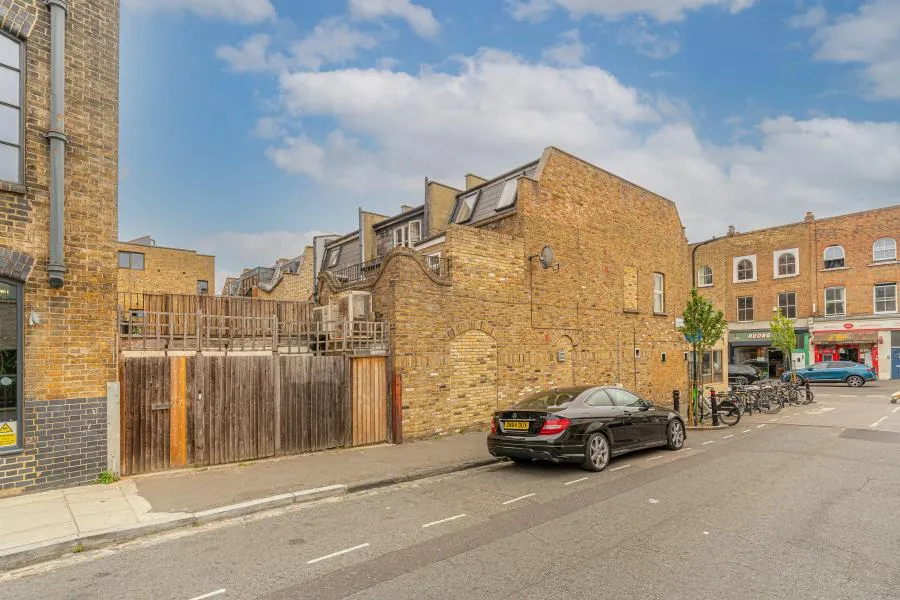 Well Street, Hackney, E9, photo 19