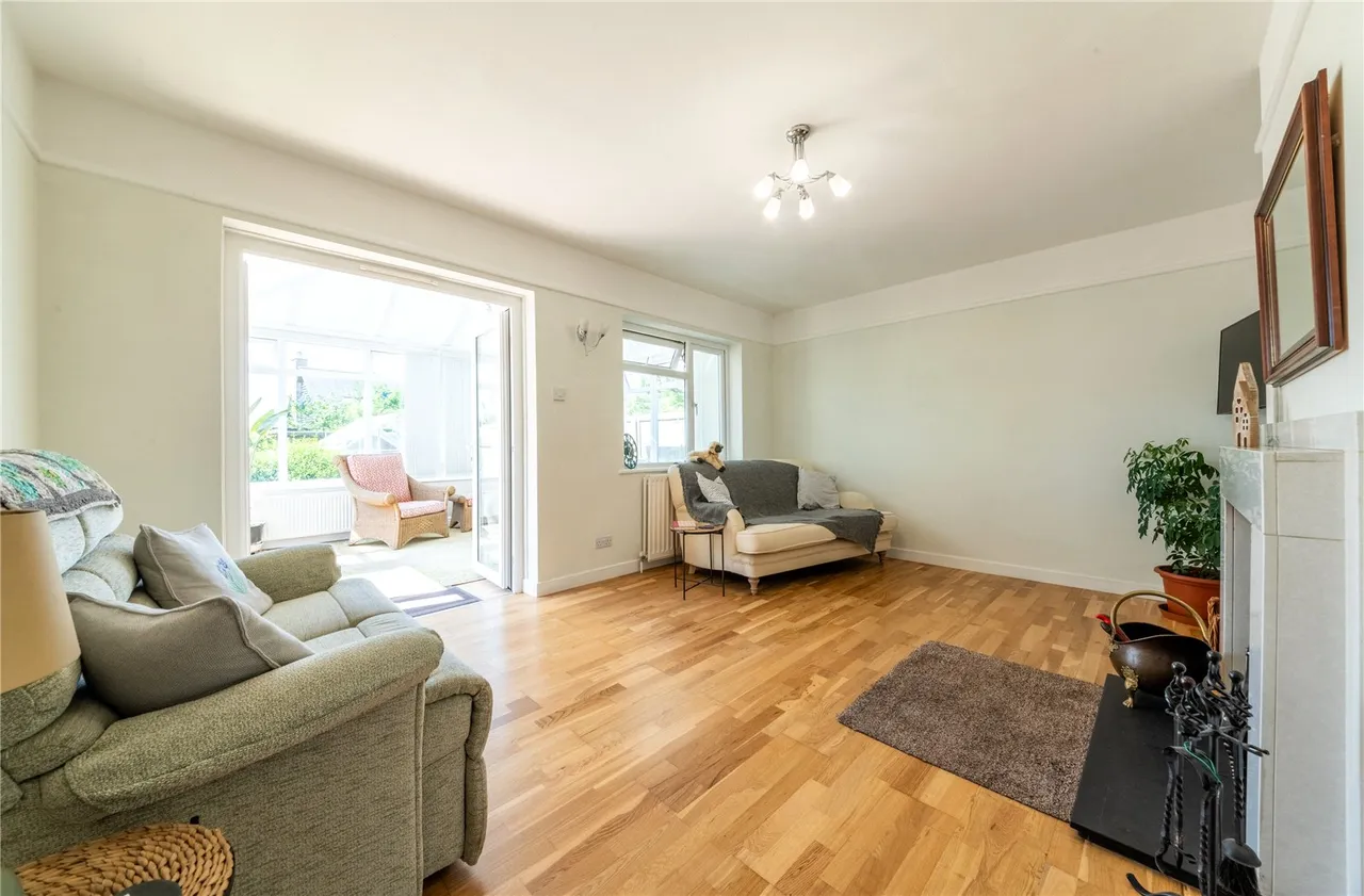 Chapmanslade, photo 4