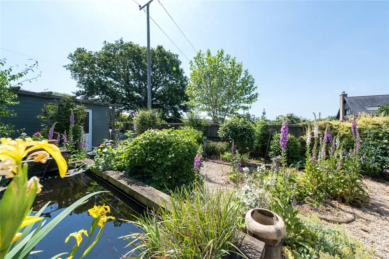 Chapmanslade, photo 6