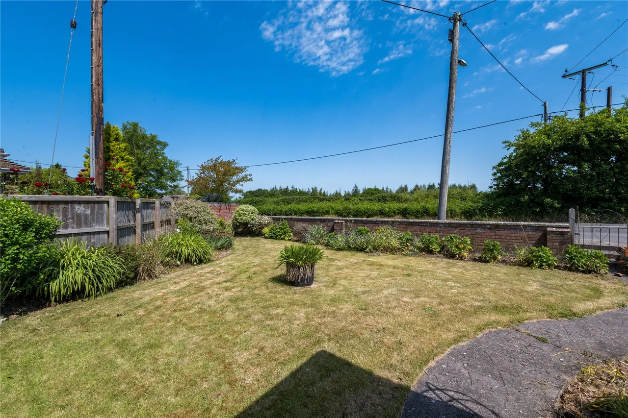 Chapmanslade, photo 9