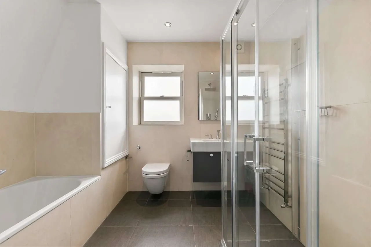 Lysias Road, London, SW12, photo 13