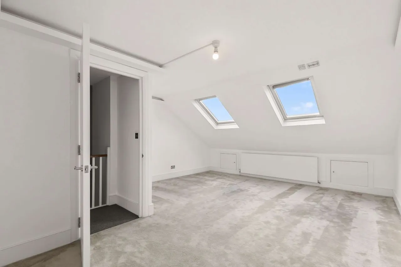 Lysias Road, London, SW12, photo 12