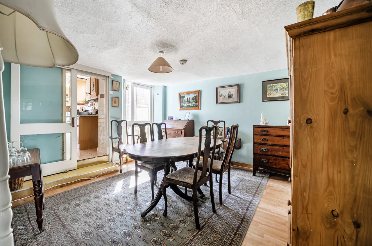 Mantle Street, Wellington, TA21, photo 14