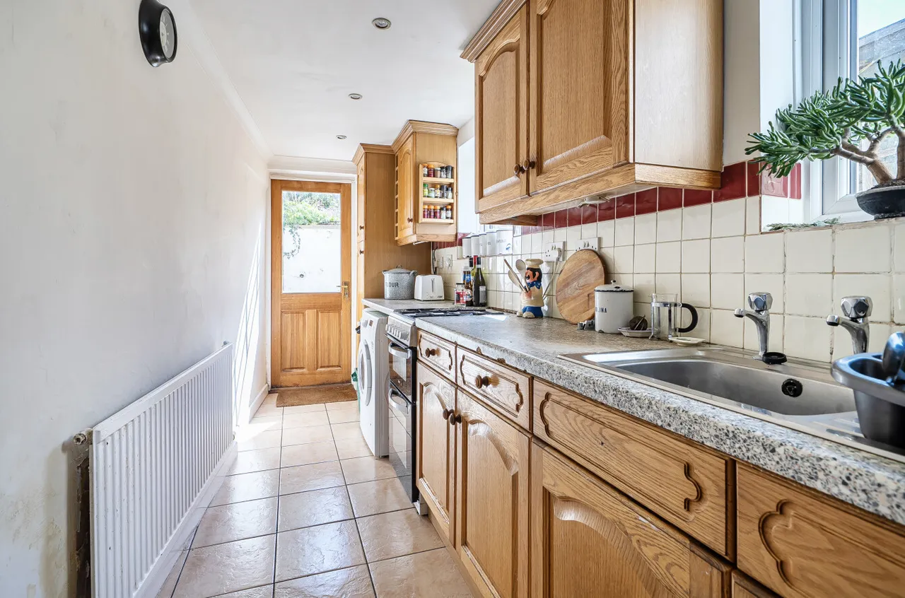 Mantle Street, Wellington, TA21, photo 11