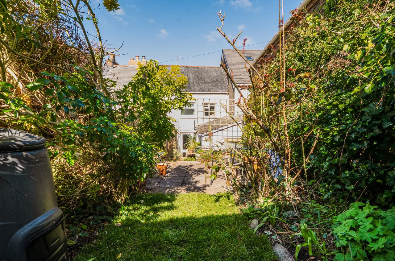 Mantle Street, Wellington, TA21, photo 6