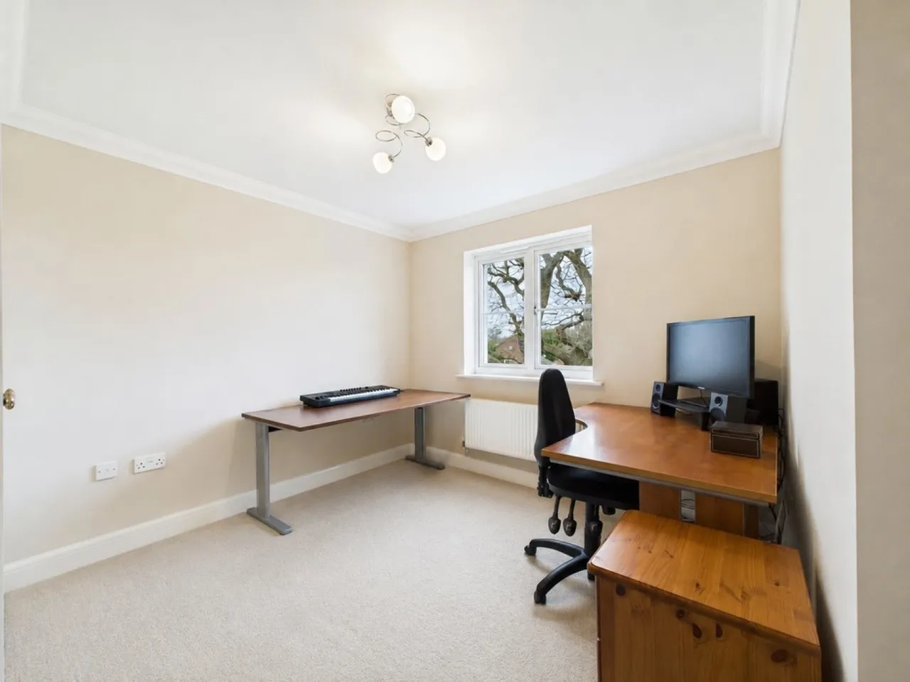 Pondtail Park , Horsham, photo 11
