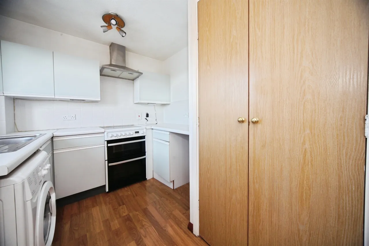 Coverdale, Luton, LU4, photo 9