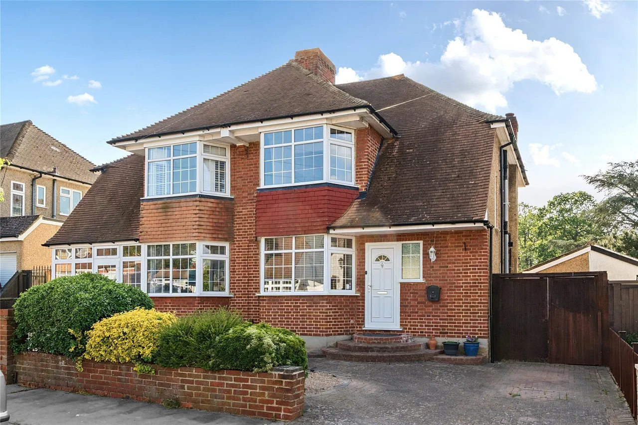 3 bed house for sale — Annesley Drive, Shirley, CR0