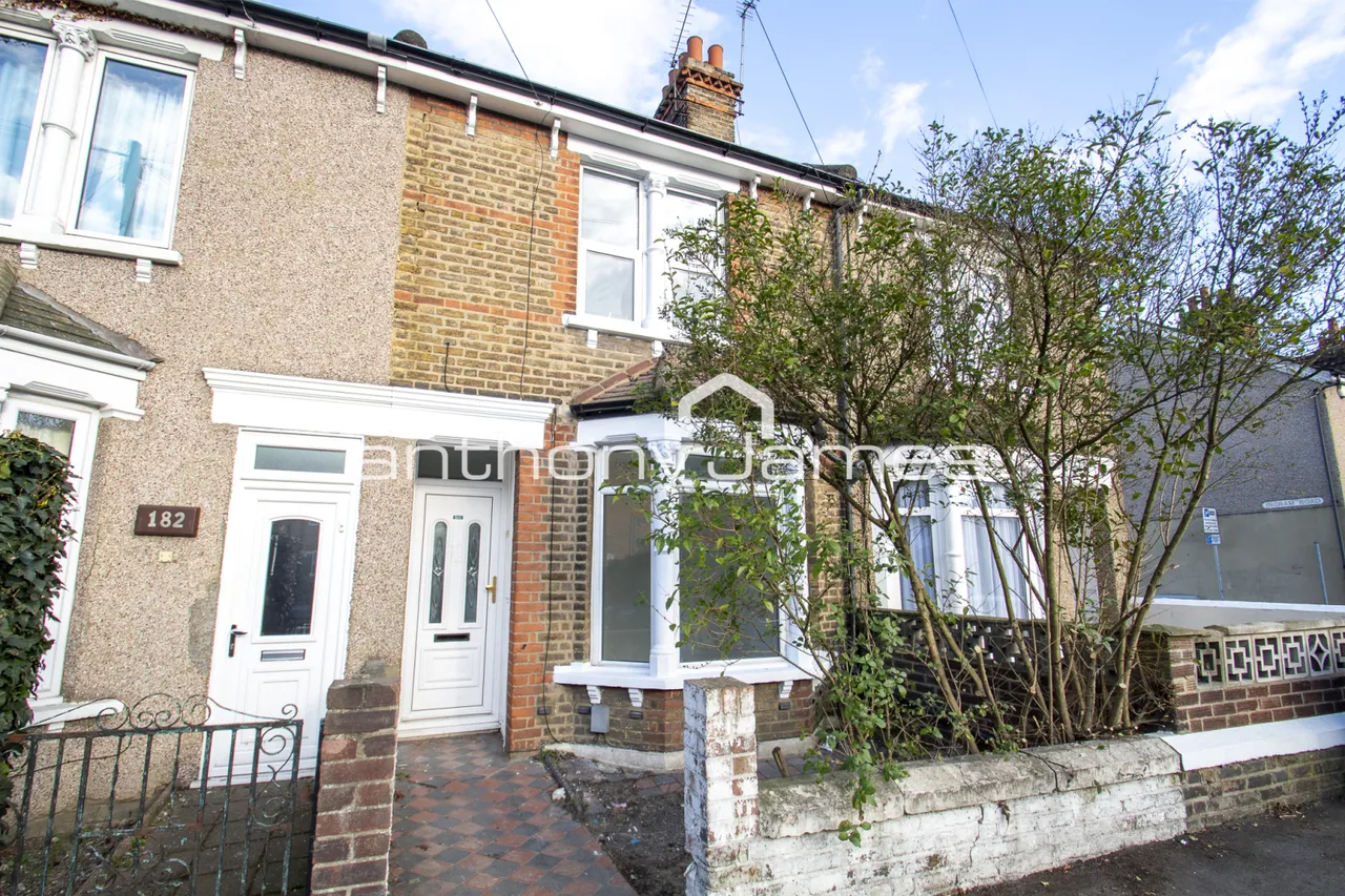 3 bed house to rent, Lowfield Street, Dartford, DA1