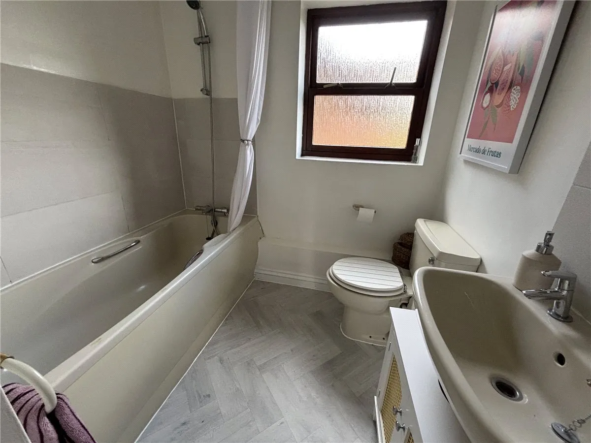 Stretton Close, Bradfield Southend, RG7, photo 6