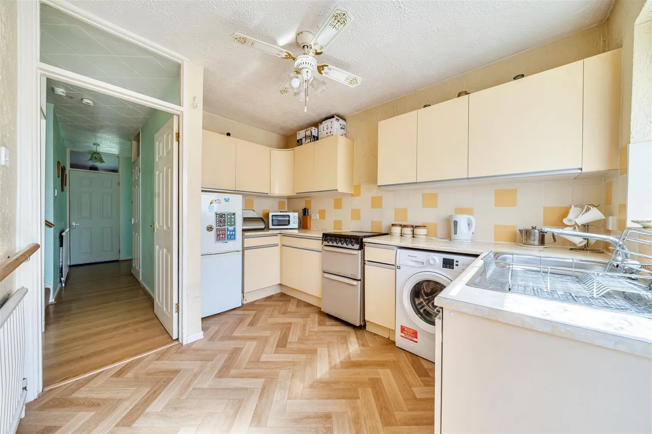 Drayton Close, Whitchurch Park, BS14, photo 6