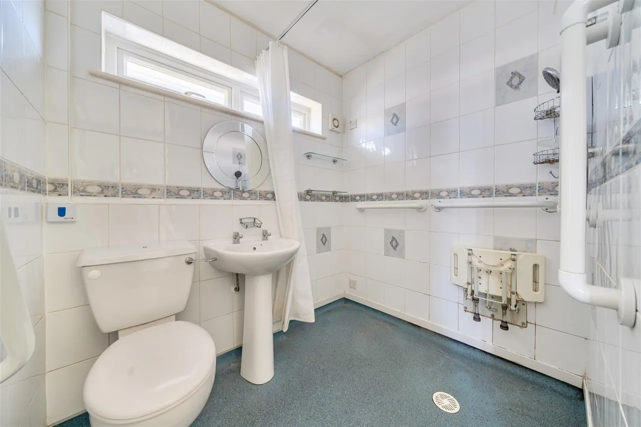 Drayton Close, Whitchurch Park, BS14, photo 14