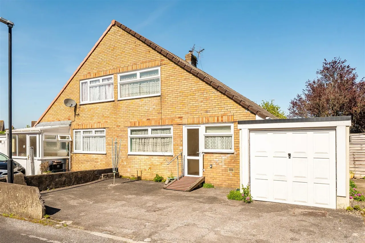 Drayton Close, Whitchurch Park, BS14, photo 17
