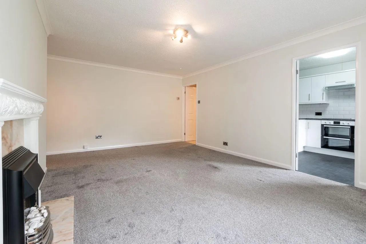 Brentwood Court, Prestwich, M25, photo 3