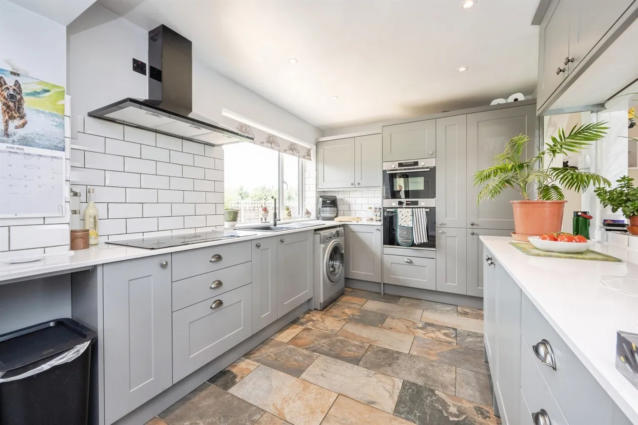 Box End Road, Kempston, Bedford, photo 7