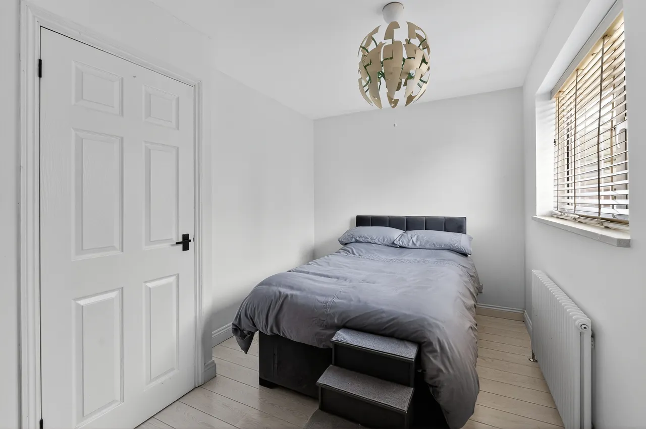Medoc Close, Basildon, SS13, photo 15