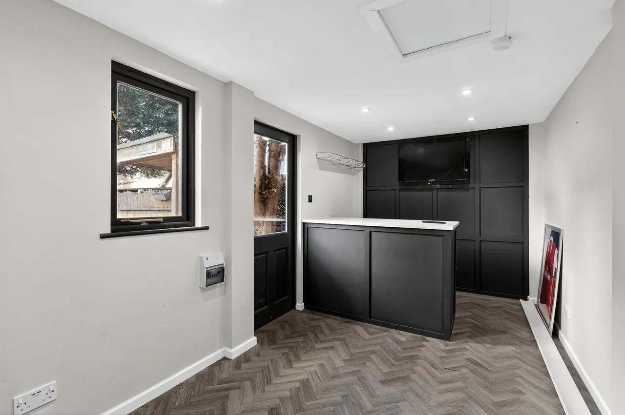 Medoc Close, Basildon, SS13, photo 7