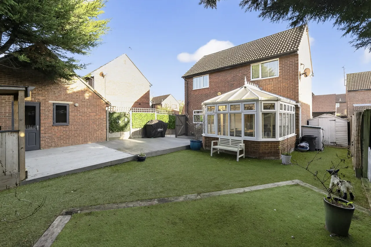 Medoc Close, Basildon, SS13, photo 19