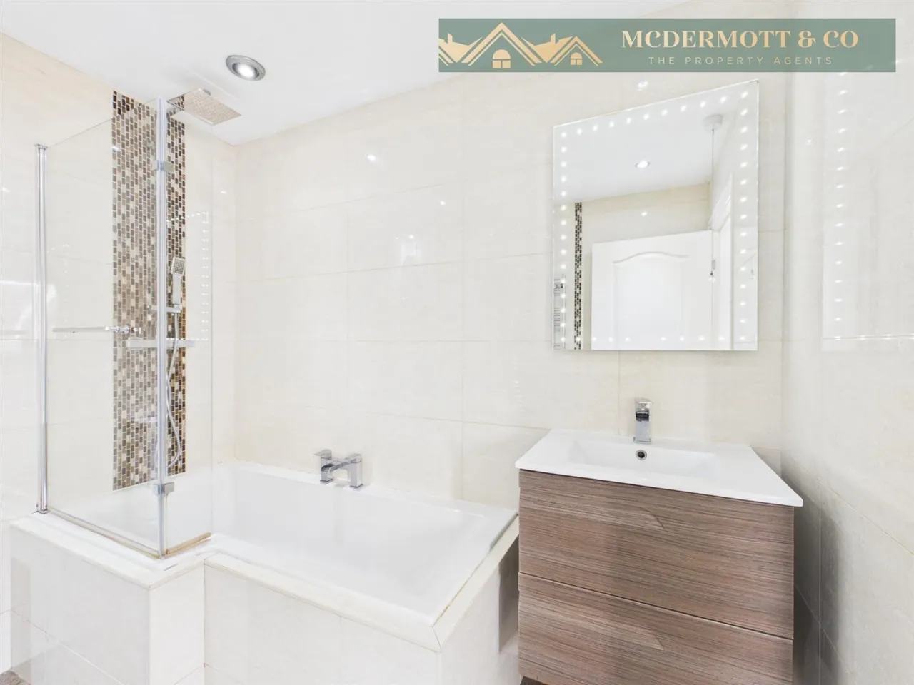 Mitchells Quay, Failsworth, M35, photo 26