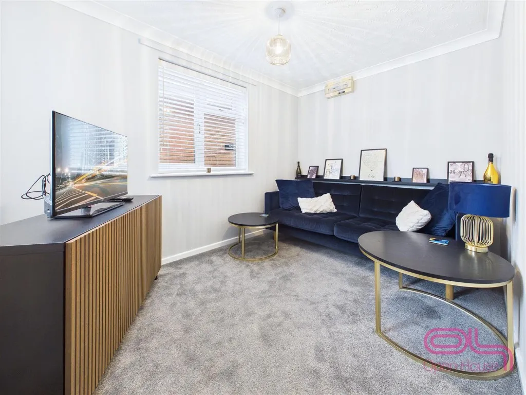 Redhill Lodge Road, Newhall, DE11, photo 14