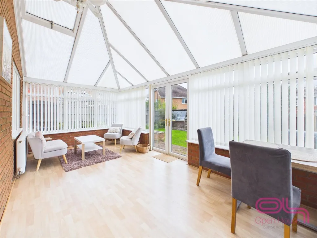 Redhill Lodge Road, Newhall, DE11, photo 9