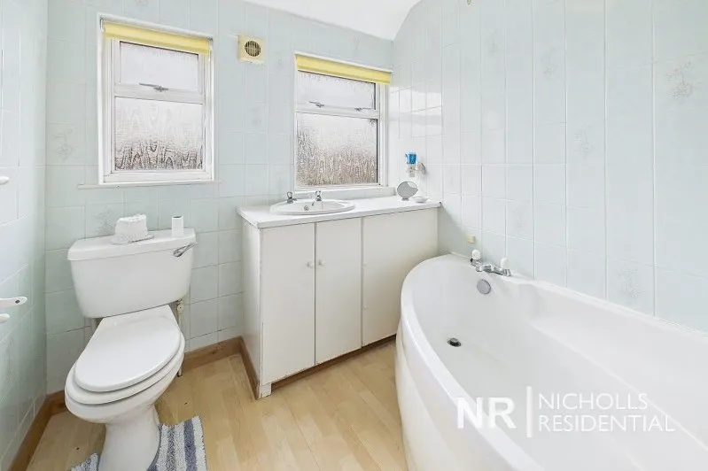 Walton Avenue, North Cheam, SM3, photo 12