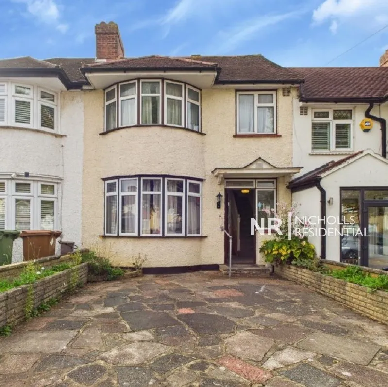 Walton Avenue, North Cheam, SM3, photo 14