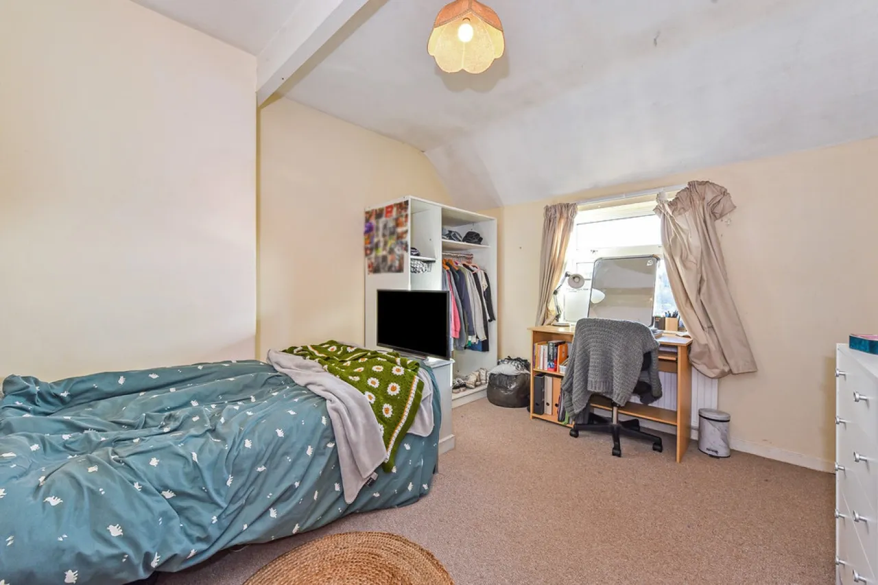 Stanmore Lane, SO22, photo 11