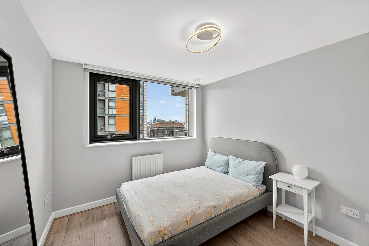 Blackwall Way, London, E14, photo 7