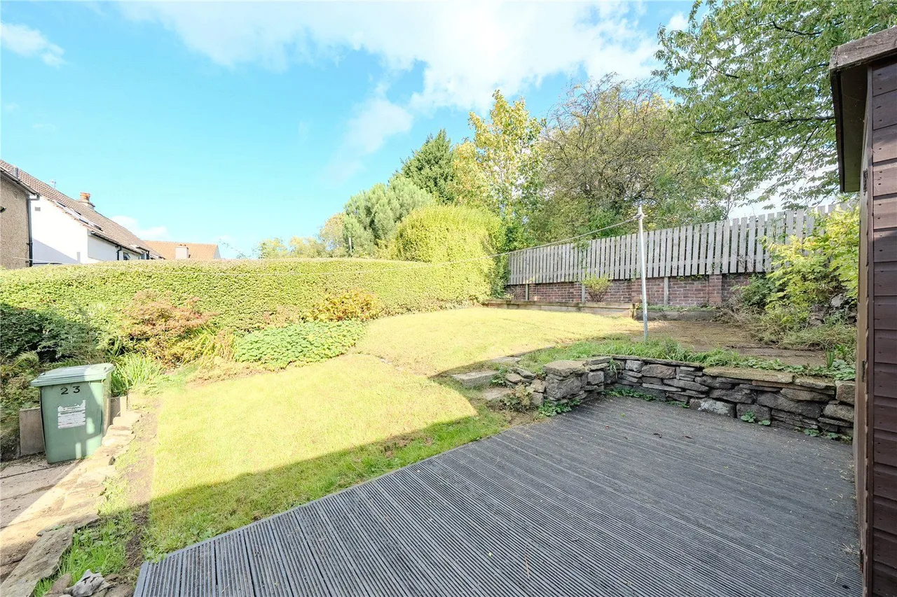 Ravenscliffe Road, Calverley, LS28, photo 8