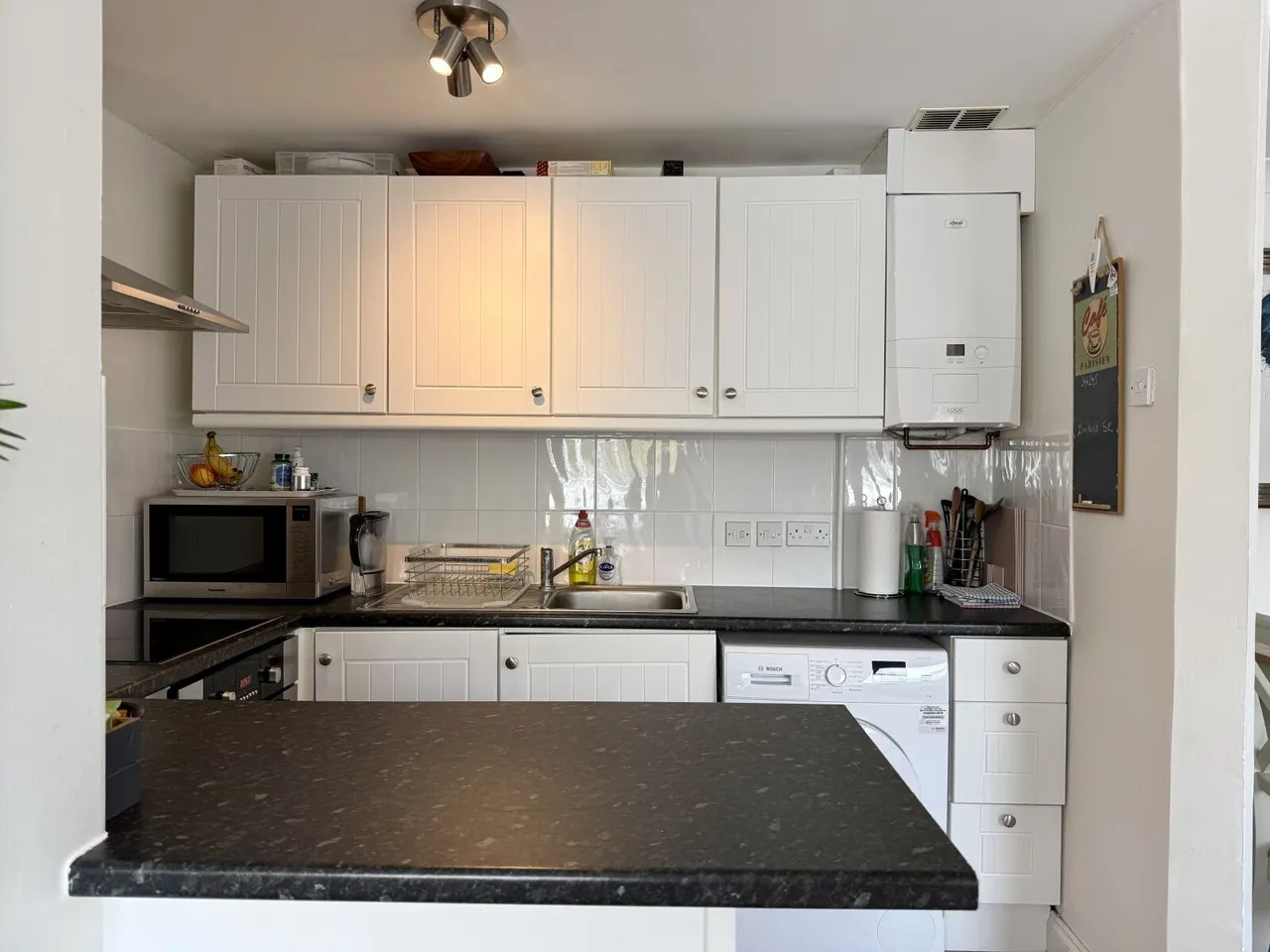 Adam Court, Henley-On-Thames, RG9, photo 8