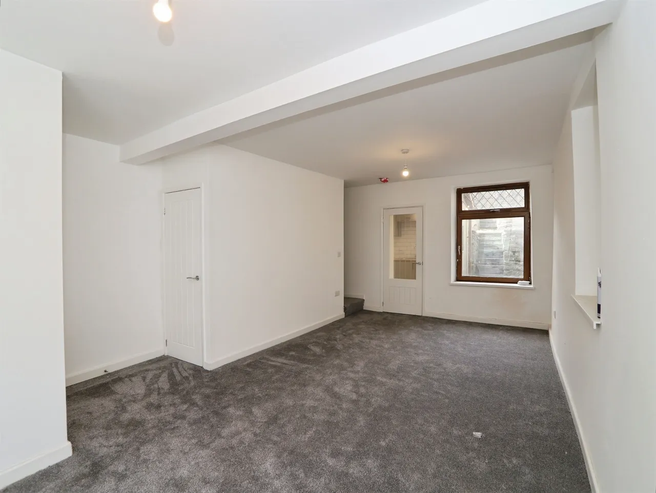 High Street, Ferndale, CF43, photo 6